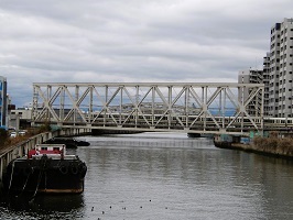 6. ダブルワーレントラスト橋（大浪橋から）